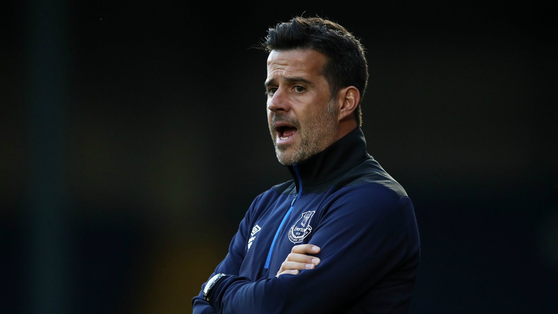 罚都倍受关 罚都倍受关